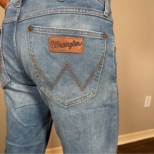 Wrangler denim slim tapered fit